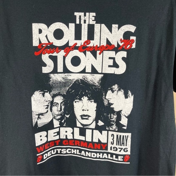 The Rolling Stones Men's Small Berlin 76 Graphic Tee Band Rock Music - Picture 3 of 7